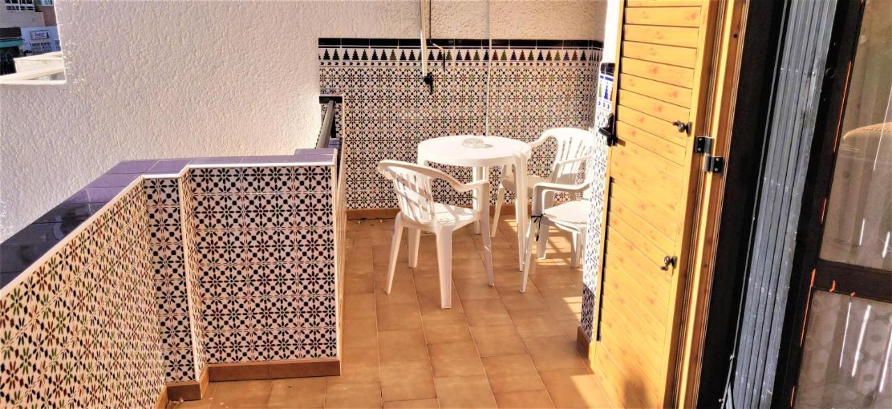 Cosy Bungalow Near Beach Torrevieja Exterior foto